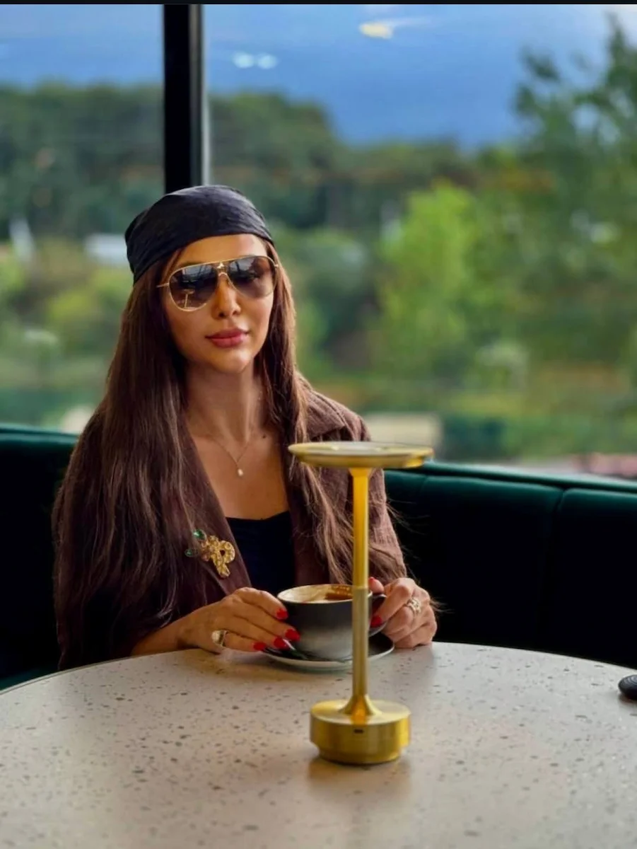 رستوران‌های پروشات – خانم طبایی‌زاده